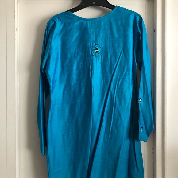 Turquoise Tunic (Indian style) - Picture 5 of 10